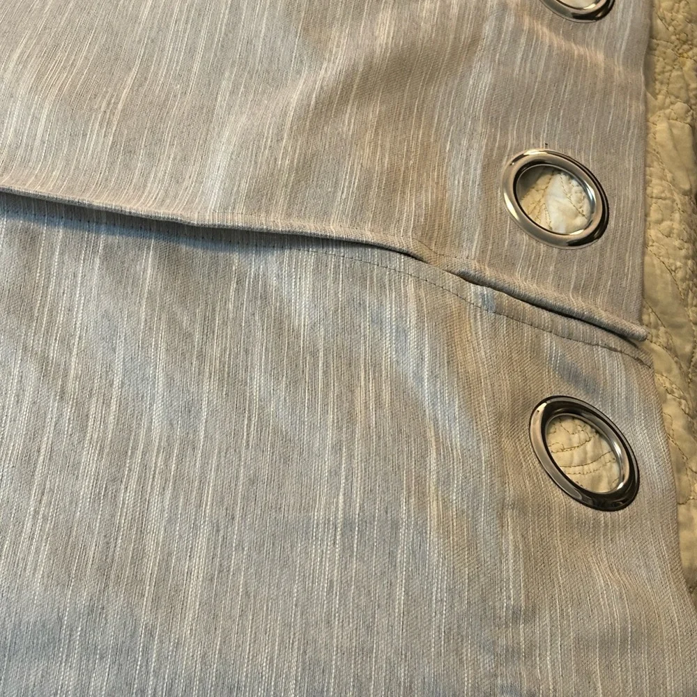 Gray Silver Grommet Blackout Curtains 2‎ Panels